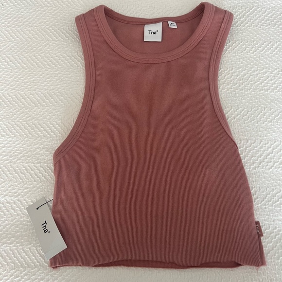TNA Ribbed Cropped Tank - Picture 1 of 2
